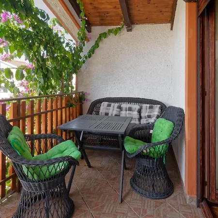 Apartments Exotica By Rent Istria Funtana Exterior photo